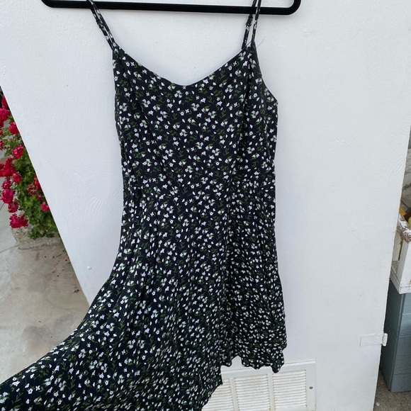 Black floral dress - Picture 2 of 3